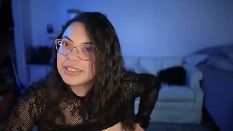 Snapshot of drizzypeach602 chatting on December 2024 07:58:01 AM Drizzypeach602 online show from December 2024 07:58:01 AM