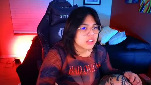 Snapshot of drizzypeach602 chatting on December 2024 02:06:02 AM Drizzypeach602 online show from December 2024 02:06:02 AM