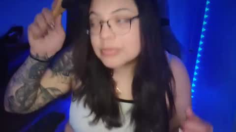 Snapshot of drizzypeach602 chatting on October 2025 02:41:02 AM Drizzypeach602 online show from October 2025 02:41:02 AM