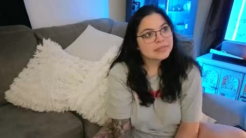 Snapshot of drizzypeach602 chatting on May 2026 04:30:02 AM Drizzypeach602 online show from May 2026 04:30:02 AM