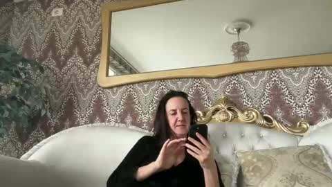 Dr. Resa online show from February 2025 08:28:02 AM