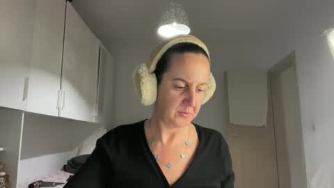 Snapshot of drresa chatting on January 2026 07:04:02 PM Dr. Resa online show from January 2026 07:04:02 PM