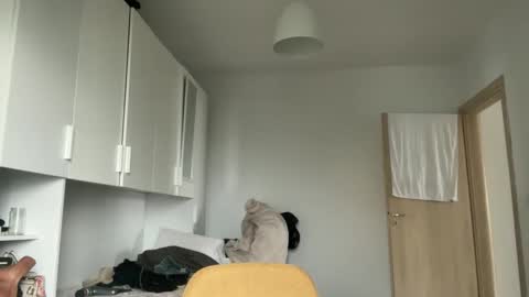 Snapshot of drresa chatting on January 2026 10:28:02 AM Dr. Resa online show from January 2026 10:28:02 AM