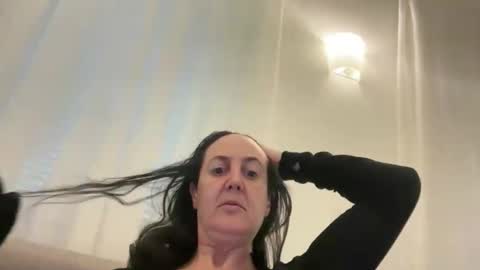 Snapshot of drresa chatting on February 2026 09:32:02 AM Dr. Resa online show from February 2026 09:32:02 AM