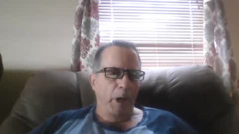 drthick1224 online show from October 2025 06:05:01 PM