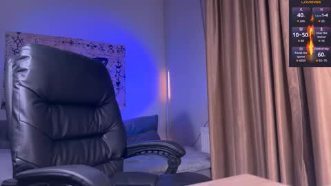 Snapshot of drug_feet chatting on December 2025 08:45:02 AM Mistress Lola Slavic witch online show from December 2025 08:45:02 AM