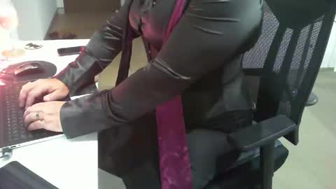 Snapshot of dstarr44 chatting on April 2026 03:28:01 AM D Starr online show from April 2026 03:28:01 AM