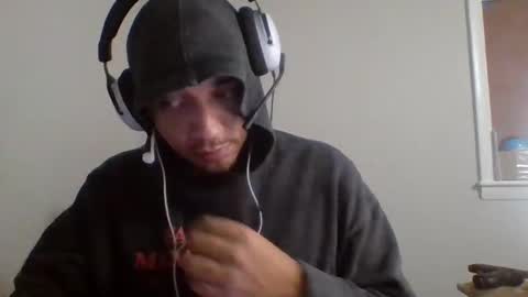 Snapshot of dubz07 chatting on December 2024 12:23:01 PM dubz07 online show from December 2024 12:23:01 PM