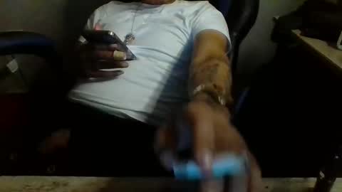 Snapshot of dubz07 chatting on October 2025 08:11:01 AM dubz07 online show from October 2025 08:11:01 AM