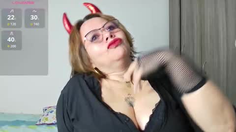 Im Dulce online show from October 2025 01:06:02 AM