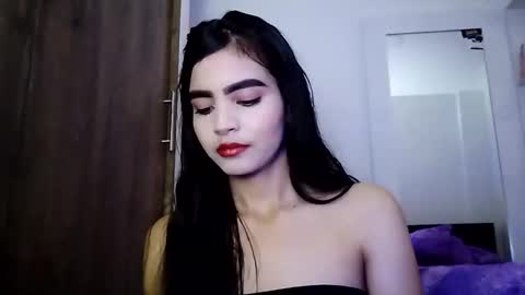 Snapshot of dulce_lucero chatting on January 2025 03:44:01 PM dulce_lucero online show from January 2025 03:44:01 PM