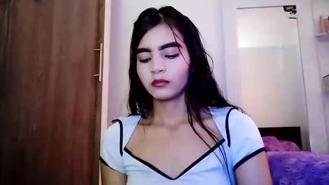 Snapshot of dulce_lucero chatting on February 2025 05:56:02 PM dulce_lucero online show from February 2025 05:56:02 PM