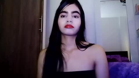 Snapshot of dulce_lucero chatting on February 2025 04:03:01 PM dulce_lucero online show from February 2025 04:03:01 PM