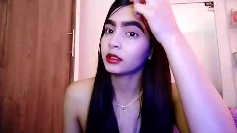 Snapshot of dulce_lucero chatting on February 2025 05:52:02 PM dulce_lucero online show from February 2025 05:52:02 PM