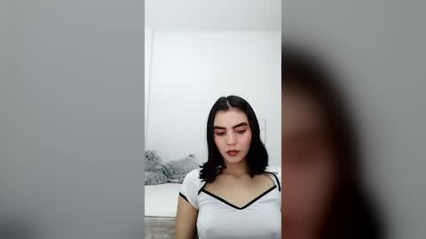 Snapshot of dulce_lucero chatting on July 2026 02:03:02 AM dulce_lucero online show from July 2026 02:03:02 AM
