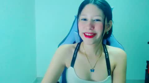 dulce_mauren online show from December 2025 06:30:02 AM