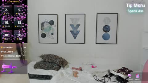 Dulce  online show from December 2024 01:24:01 AM