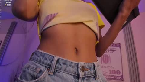 dulce_quintana online show from September 2025 12:05:01 PM