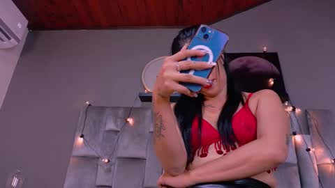 DULCE AURORA online show from October 2025 03:06:02 AM