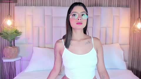 Snapshot of dulcegreem chatting on December 2025 11:19:01 AM Dulce online show from December 2025 11:19:01 AM