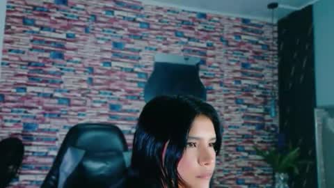 dulcemystery online show from October 2025 07:03:02 PM