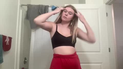 dumbblondexoxo online show from January 2025 03:34:02 AM