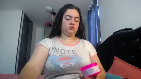 Nicole   online show from November 2025 11:25:02 AM