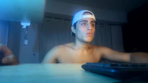 Snapshot of duotraviesoarg chatting on December 2024 09:11:01 PM Tobias online show from December 2024 09:11:01 PM