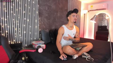 Duriel online show from January 2025 12:27:02 PM