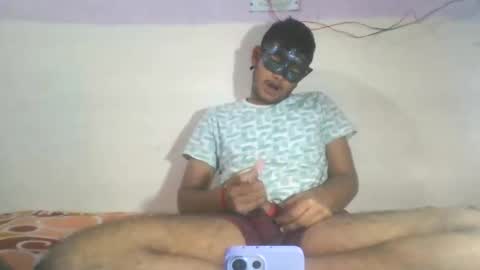 dusky_aarav online show from December 2025 01:22:01 AM