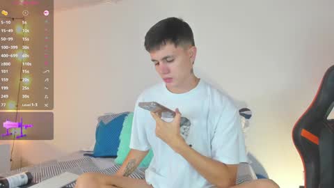 Snapshot of dustinlevine chatting on January 2025 01:13:01 PM Dustin Levy online show from January 2025 01:13:01 PM