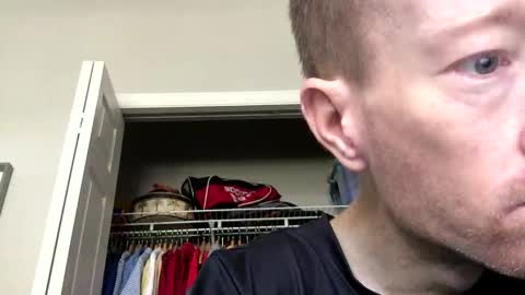 Snapshot of dustinthesweettalker chatting on December 2024 04:31:01 PM Dustinthesweettalker online show from December 2024 04:31:01 PM