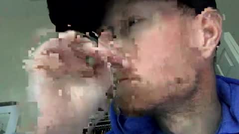 Snapshot of dustinthesweettalker chatting on December 2024 07:20:01 PM Dustinthesweettalker online show from December 2024 07:20:01 PM