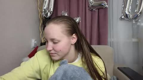 Jenny online show from February 2026 07:43:01 PM