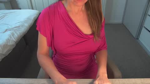 Snapshot of dutchamber chatting on November 2025 08:47:02 AM Ambertje040 online show from November 2025 08:47:02 AM