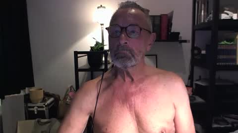 DutchPear online show from April 2026 03:24:01 AM