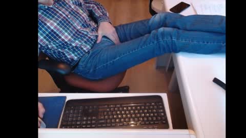 Snapshot of dutchpornking2 chatting on January 2025 02:25:02 PM dutchpornking2 online show from January 2025 02:25:02 PM