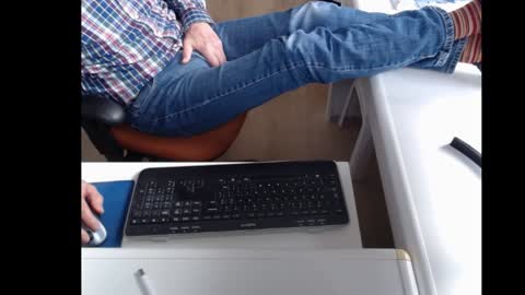 Snapshot of dutchpornking2 chatting on January 2025 11:17:01 AM dutchpornking2 online show from January 2025 11:17:01 AM