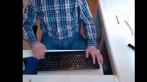 Snapshot of dutchpornking2 chatting on February 2025 01:27:01 PM dutchpornking2 online show from February 2025 01:27:01 PM