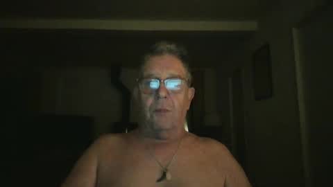 Snapshot of dutchsmooth chatting on December 2024 06:31:02 AM dutchsmooth online show from December 2024 06:31:02 AM