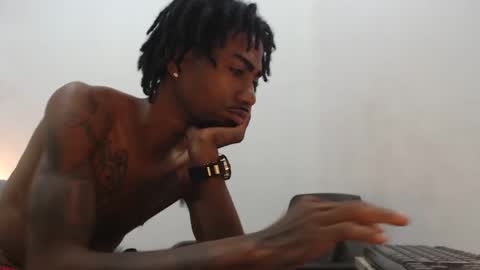 Snapshot of duvanf18 chatting on May 2026 03:35:02 AM Elburrito online show from May 2026 03:35:02 AM