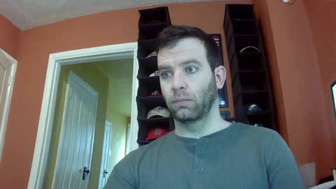 dweav240 online show from October 2025 05:13:02 PM