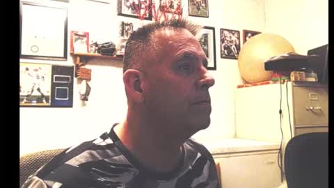 Snapshot of dwinmontana chatting on February 2026 06:23:02 AM dwinmontana online show from February 2026 06:23:02 AM