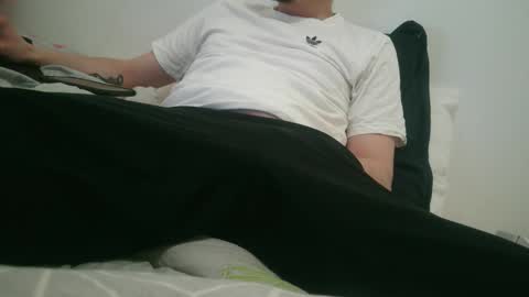 Snapshot of dy22__ chatting on February 2025 07:48:02 PM dy22__ online show from February 2025 07:48:02 PM