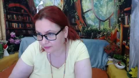 Snapshot of dyannelovee chatting on June 2026 08:55:02 PM Dyanne online show from June 2026 08:55:02 PM