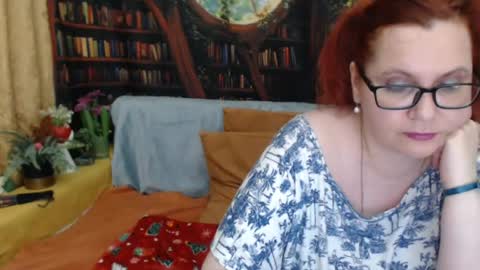 Snapshot of dyannelovee chatting on June 2026 07:01:01 PM Dyanne online show from June 2026 07:01:01 PM