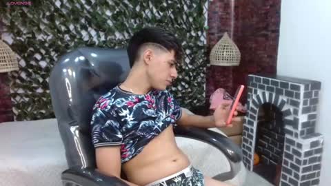 Snapshot of dyla_n18_ chatting on December 2024 03:18:02 AM dyla_n18_ online show from December 2024 03:18:02 AM