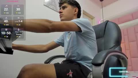 Snapshot of dyla_n18_ chatting on October 2025 11:48:02 PM dyla_n18_ online show from October 2025 11:48:02 PM