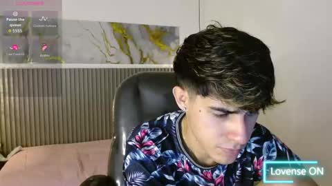 Snapshot of dyla_n18_ chatting on November 2025 07:46:02 PM dyla_n18_ online show from November 2025 07:46:02 PM