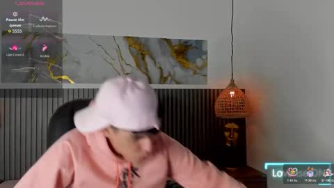 dyla_n18_ online show from March 2026 08:13:01 PM